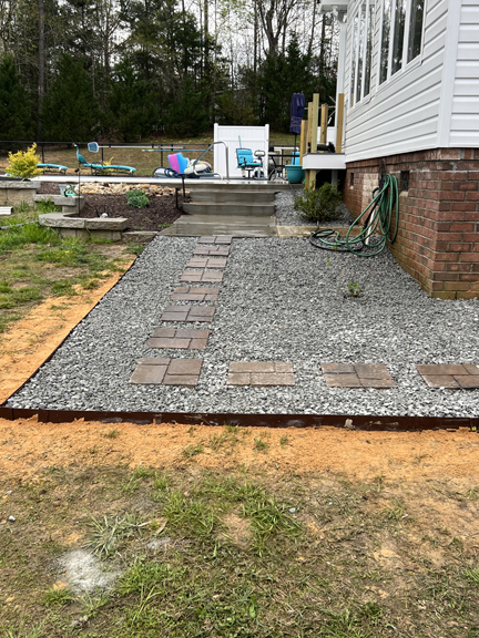 Total Lawn Care Walkway AFTER shot